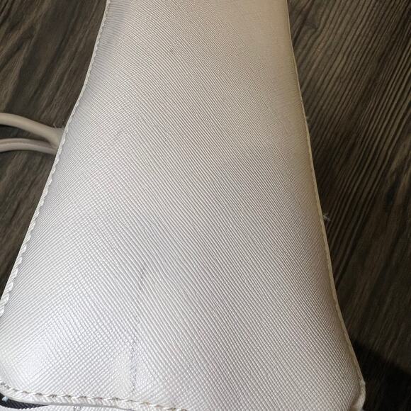 Betsey Johnson NWT Striped and Hearts Marilyn Satchel - Picture 7 of 8